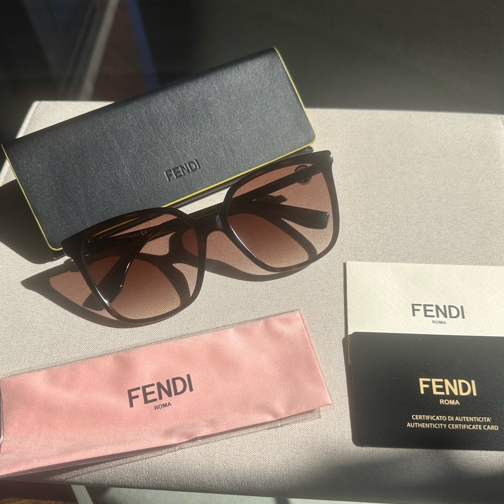 Fendi Women’s Brown Gradient Sunglasses with Black Frame